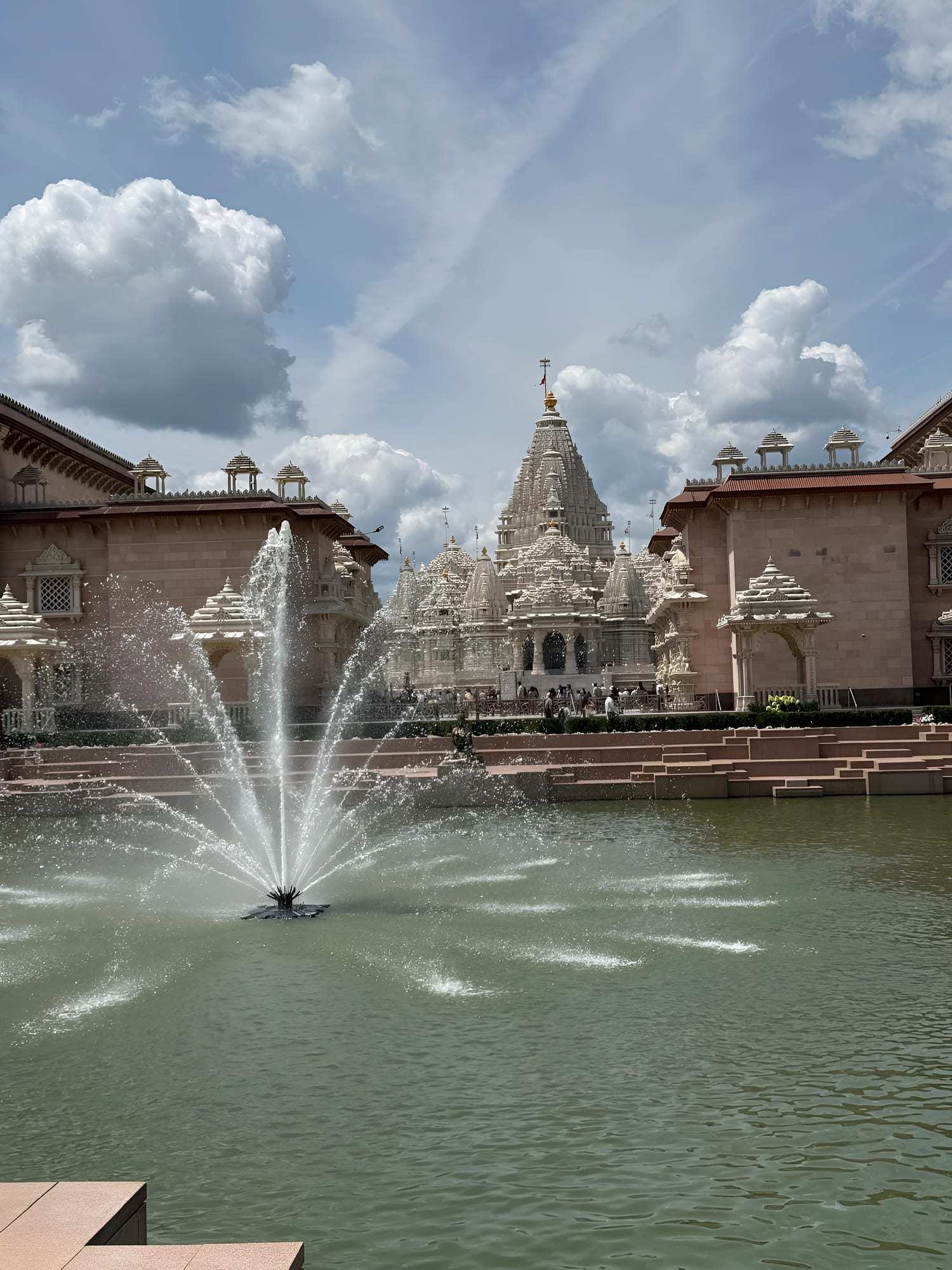Templo Hindú BAPS en Robbinsville, New Jersey — 8